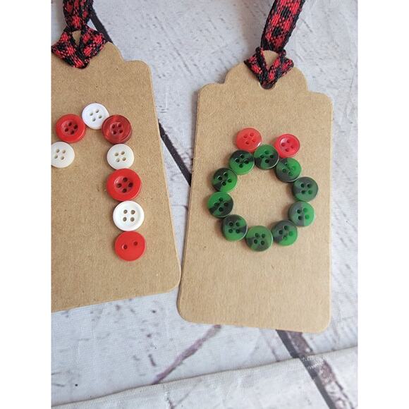 Handmade Button Candy Cane Wreath Gift Tags Hangtags Set Of 4 - Picture 3 of 5
